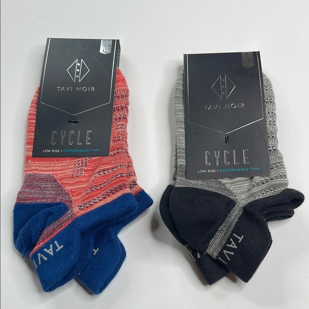 Tavi Noir Cycle Low Rise Performance Thin Socks Multicolor (2 pairs) Size Small